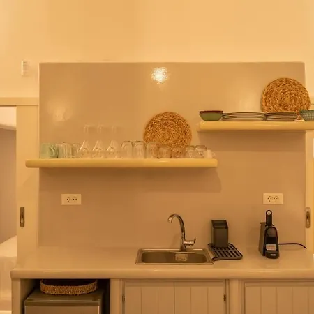 Acrus Santorini With Heated Pool Вилла *